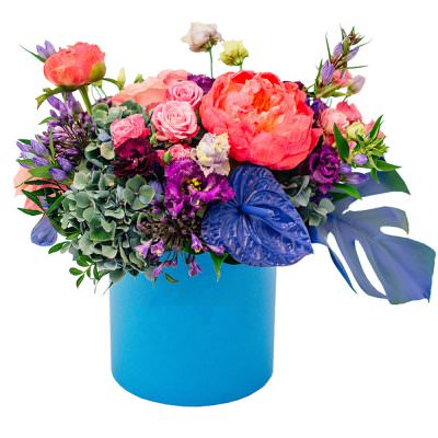 Шляпная коробка с цветами «Цветочная феерия»