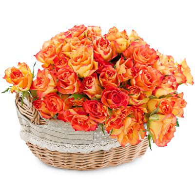 Корзина с красивыми цветами «Цветочный рассвет»