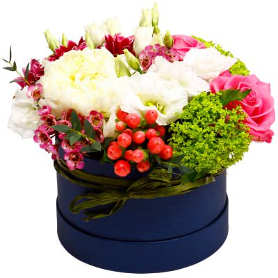 Цветочная композиция в шляпной коробке «Элеганс»